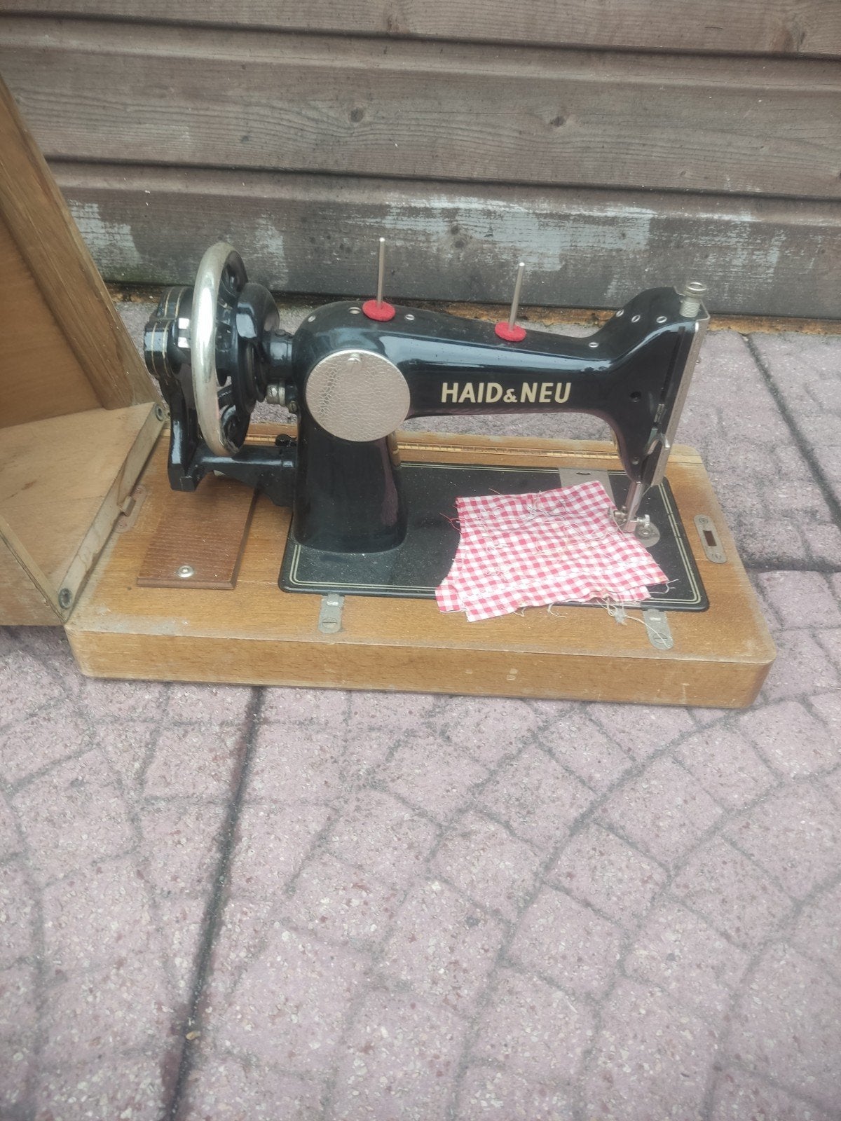 Vintage Haid & Neu Naaimachine met Houten Koffer, Ophalen of Verzenden