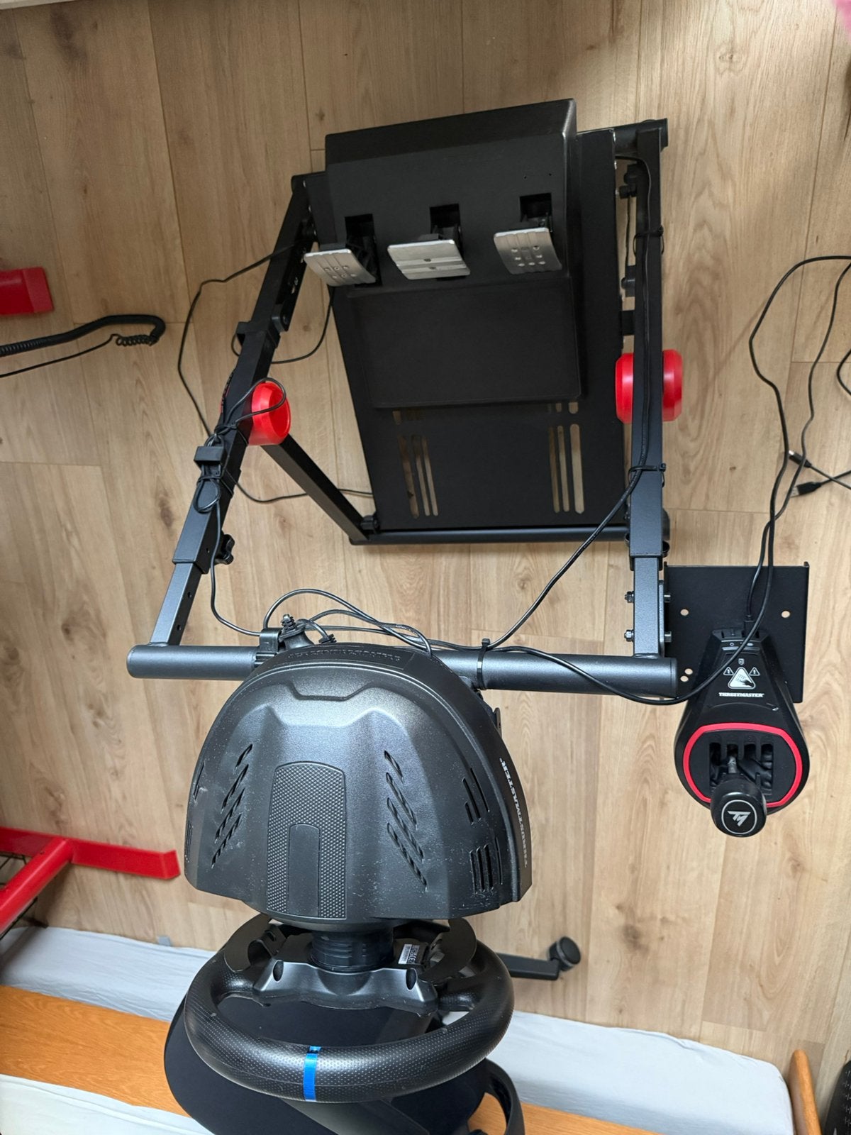 Foto 6 van Thrustmaster T300 RS GT + TH8S + racing stand