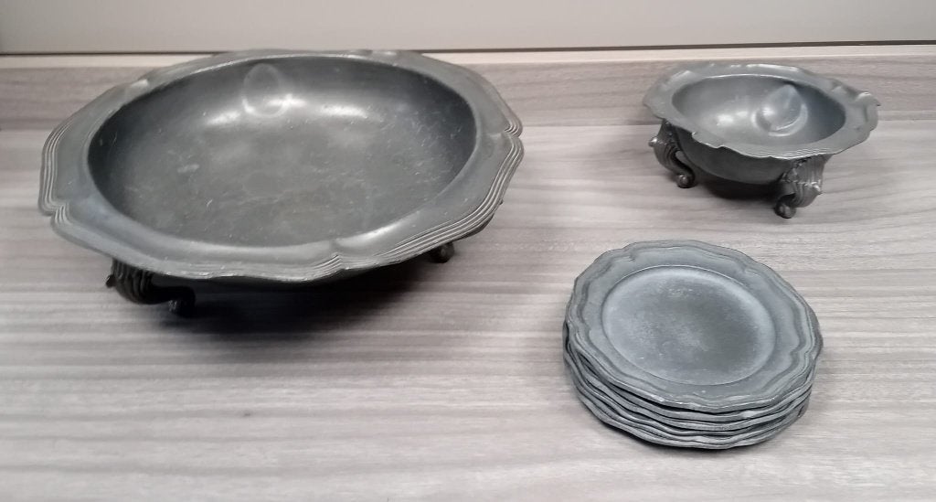 Vintage Tinnen Set: Fruitschaal, Asbak en Onderzetters, Antiek en Kunst, Antiek | Tin, Ophalen of Verzenden