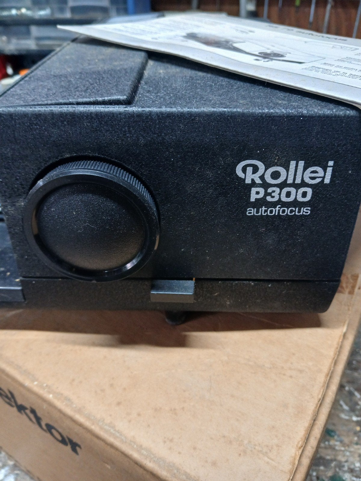 Rollei P300 diaprojector, Ophalen of Verzenden, Gebruikt