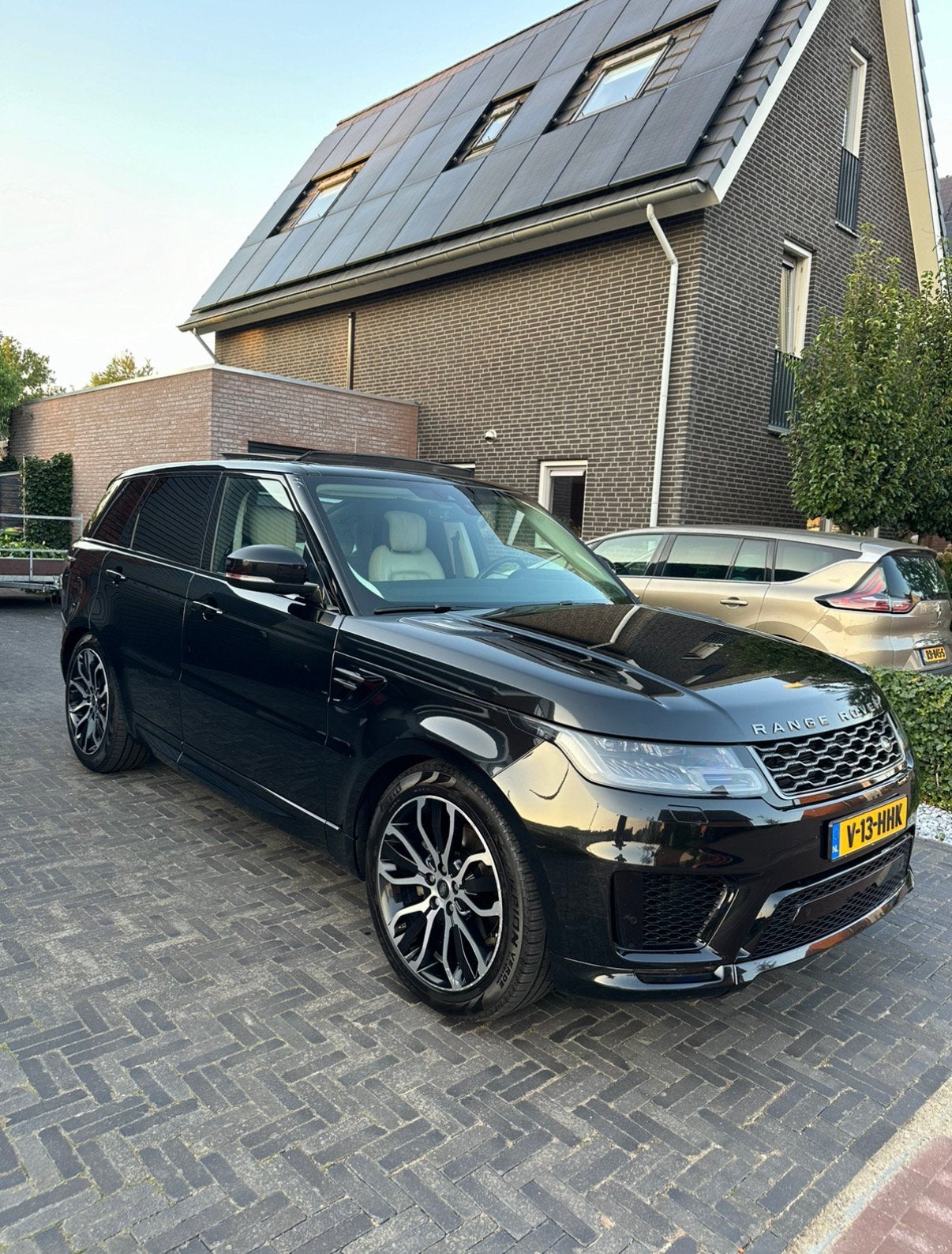 Land Rover Range Rover Sport 3.0 SDV6 HSE Dynamic Grijs kent, Dealer onderhouden, 249 pk, Land Rover, 2993 cc