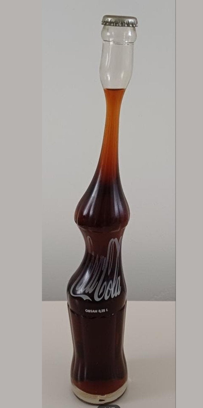 Oude Coca Cola fles uit Tsjechië met originele inhoud, Ophalen