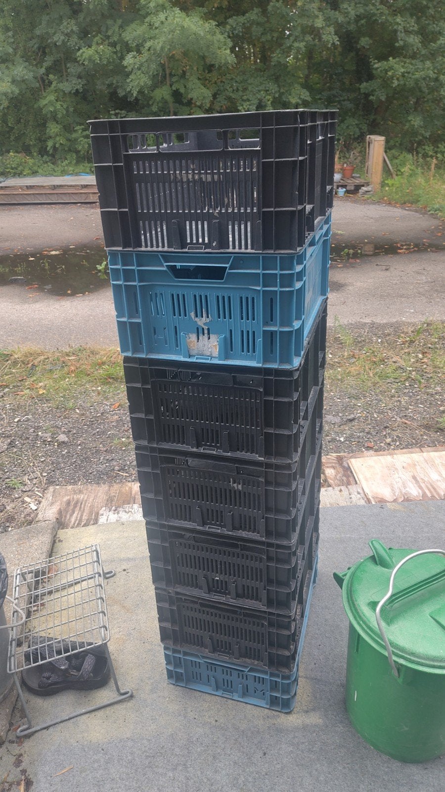7 Stevige plastic kratten, ideaal voor opslag en transport, Ophalen, Gebruikt, 40 tot 60 cm, 50 tot 75 cm