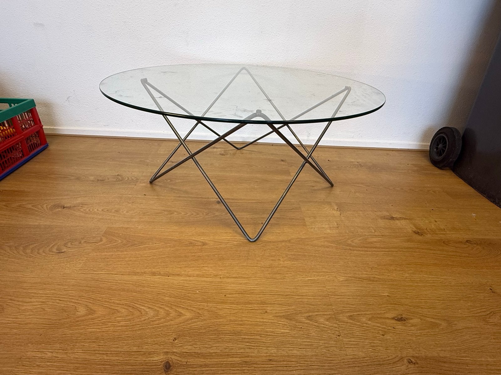 Glazen salontafel met metalen onderstel, Ophalen, Gebruikt, Rond, 50 tot 100 cm