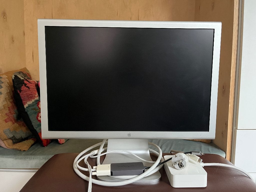 Apple Cinema Display monitor a1081, Computers en Software, Ophalen, Gebruikt, Onbekend, Overige resoluties