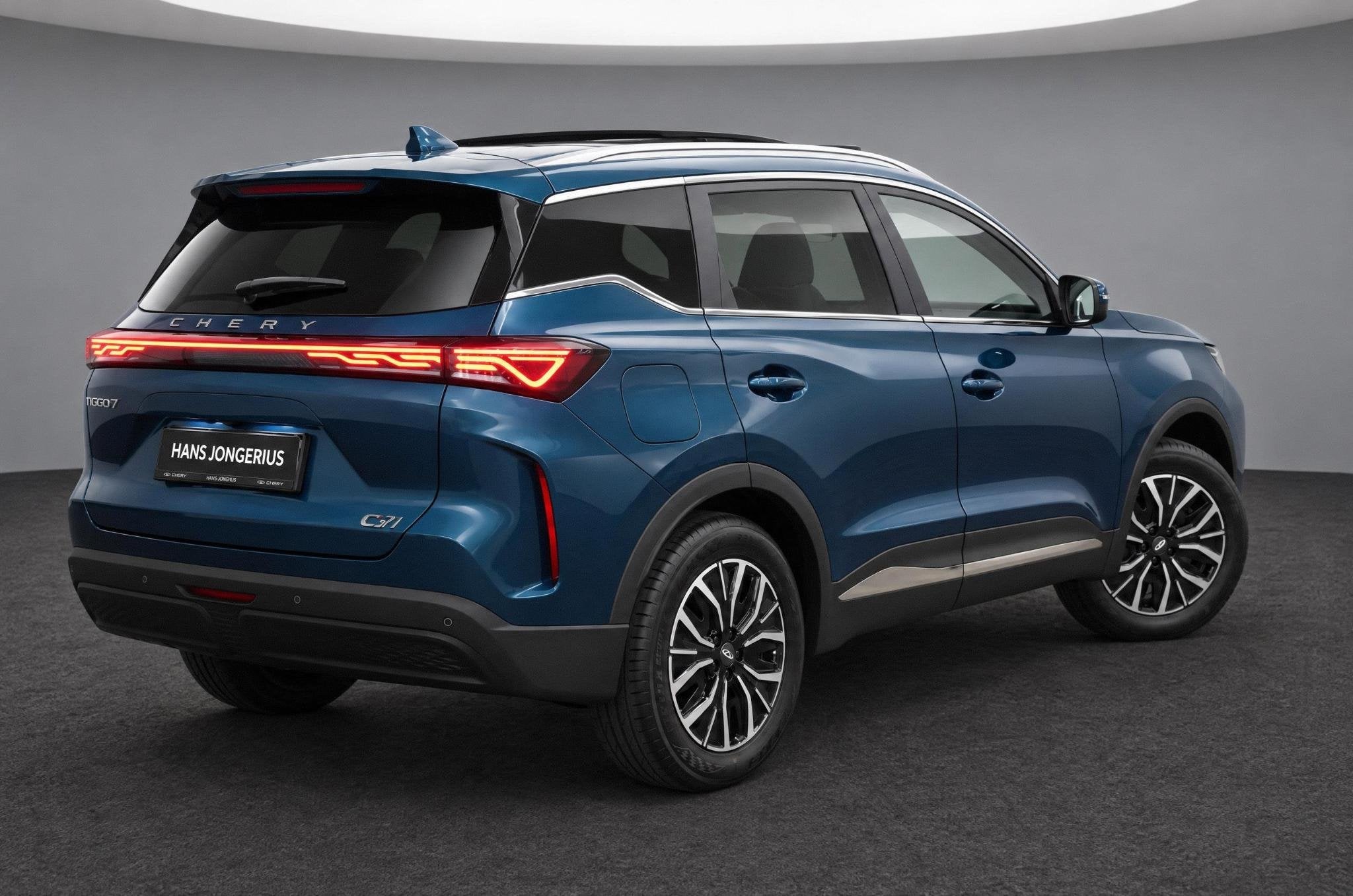 Chery Tiggo 7 CHS PHEV Unique | SCHUIF/KANTELDAK | STUUR/STO, Auto's, Dealer onderhouden, Euro 6, Plug-in hybride, Bedrijf