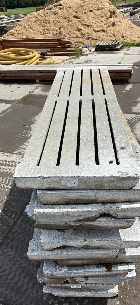 12 betonroosters 200x60x9, Dieren en Toebehoren