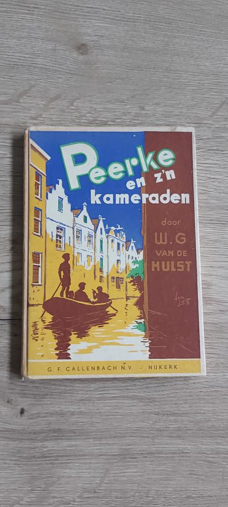 Kinderboek Peerke en z'n kameraden 1954., Boeken, Gelezen, W.G. van de Hulst, Ophalen of Verzenden, Fictie