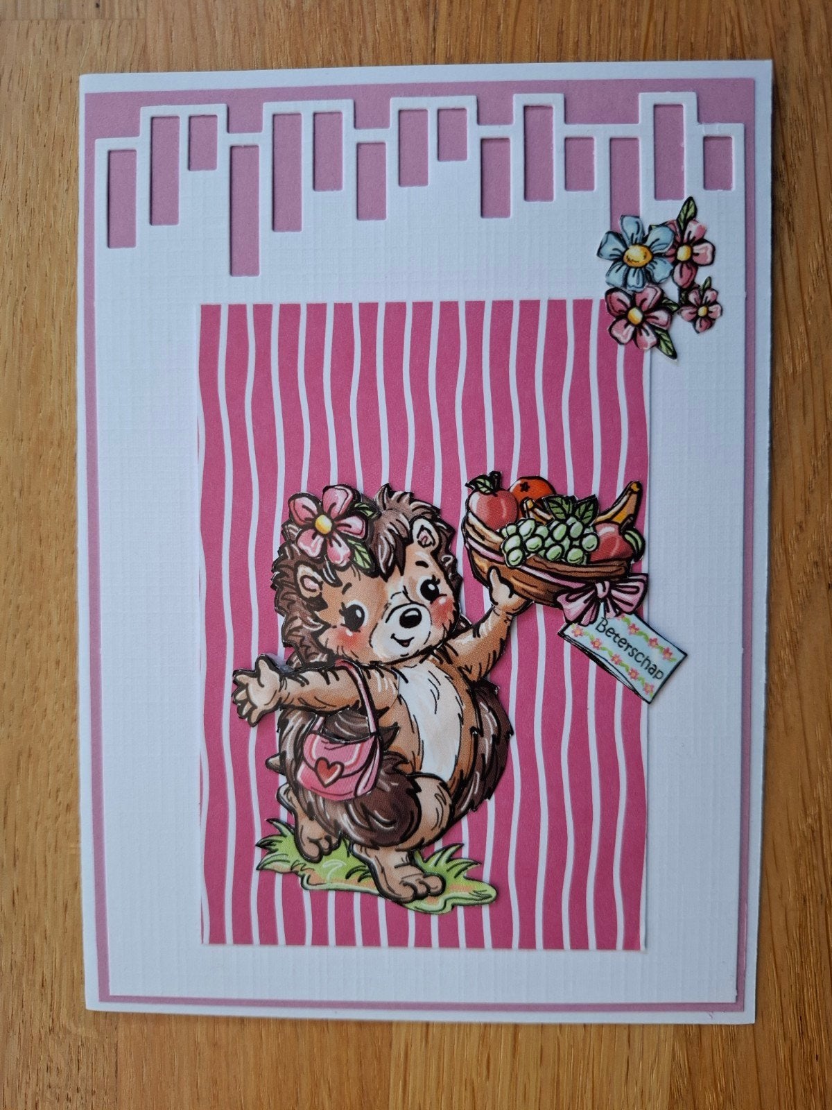 Zelfgemaakte beterschapskaart met egel, Ophalen of Verzenden, Nieuw
