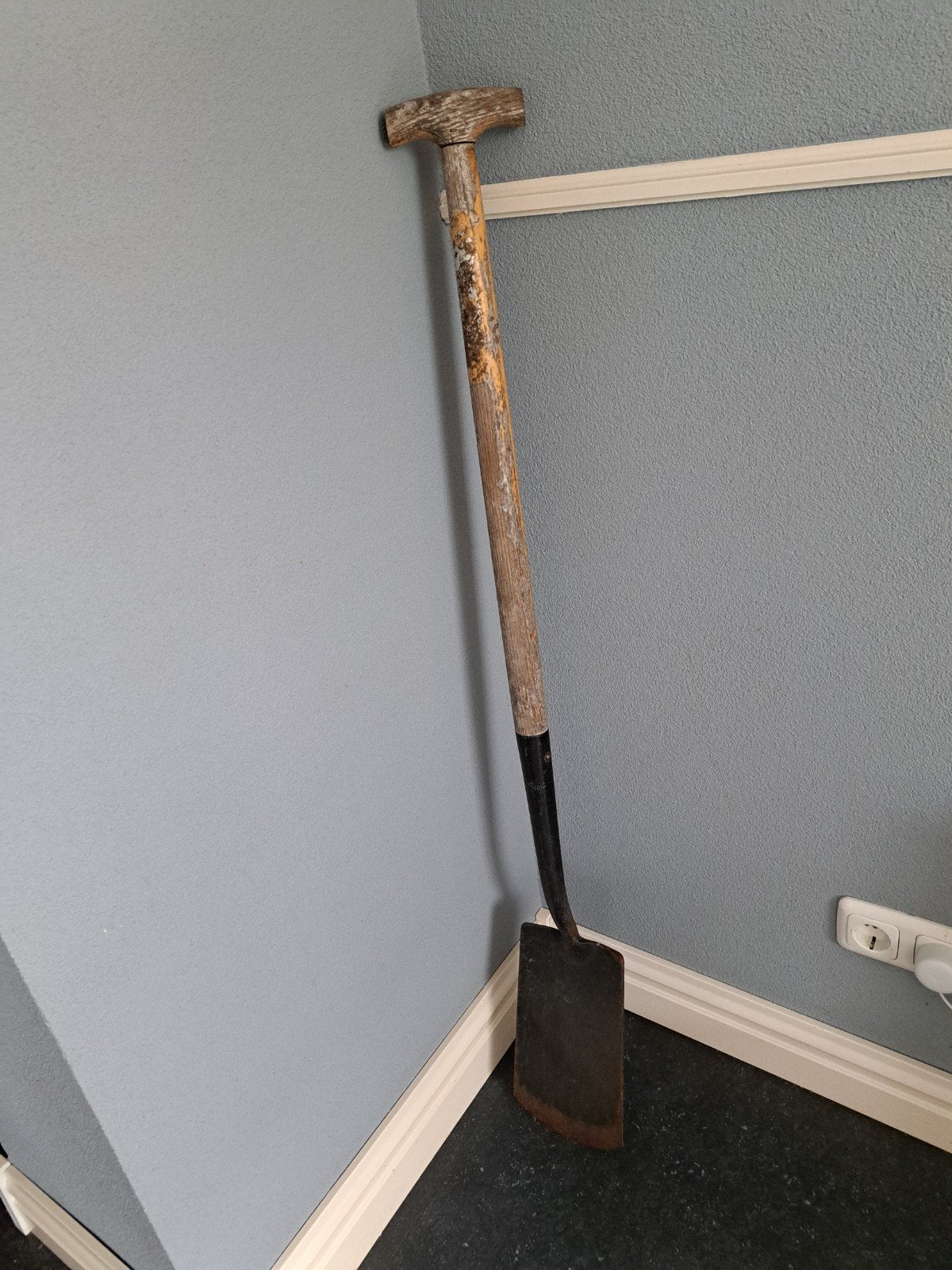 Stevige gebruikte spade voor tuinwerk, Tuin en Terras, Ophalen, Gebruikt, Spade