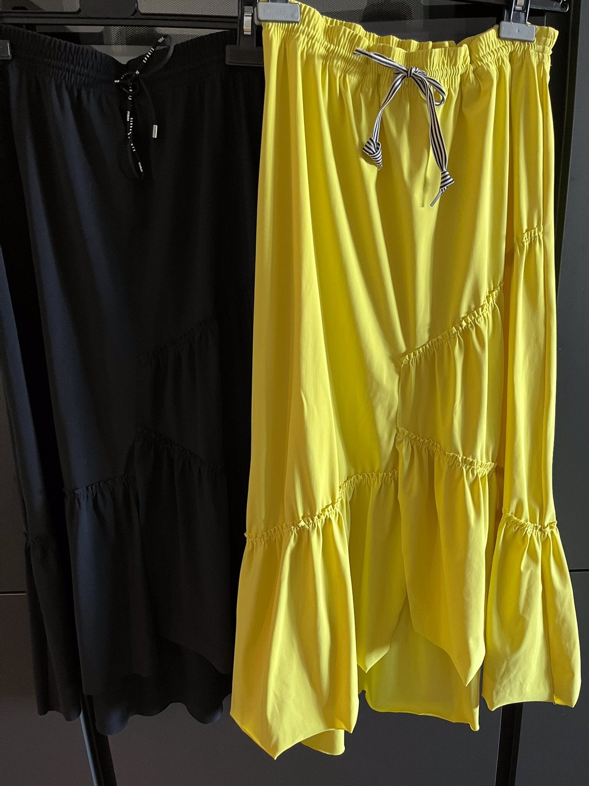 Zwarte rok Marccain. 38/40. Nog te koop, Maat 38/40 (M), Zwart, Ophalen of Verzenden, Zo goed als nieuw