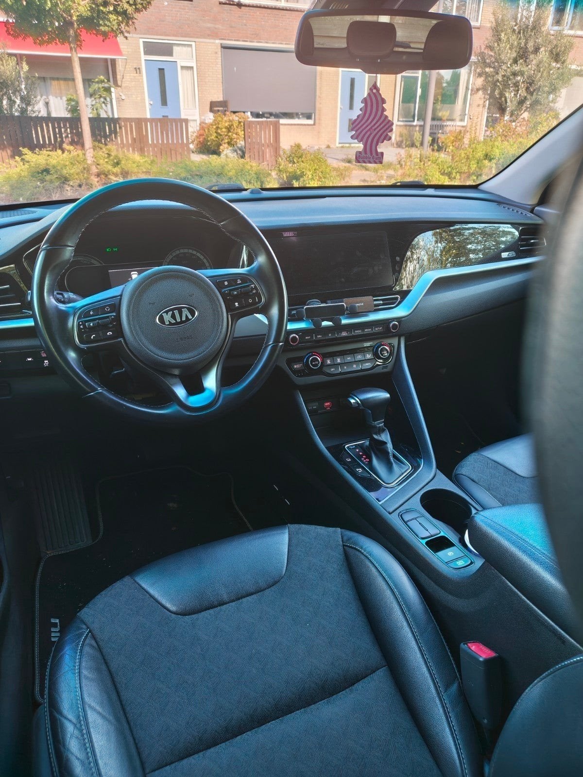 Foto 22 van Kia Niro 1.6 GDi Hybrid 141pk Dct6 2020 Blauw
