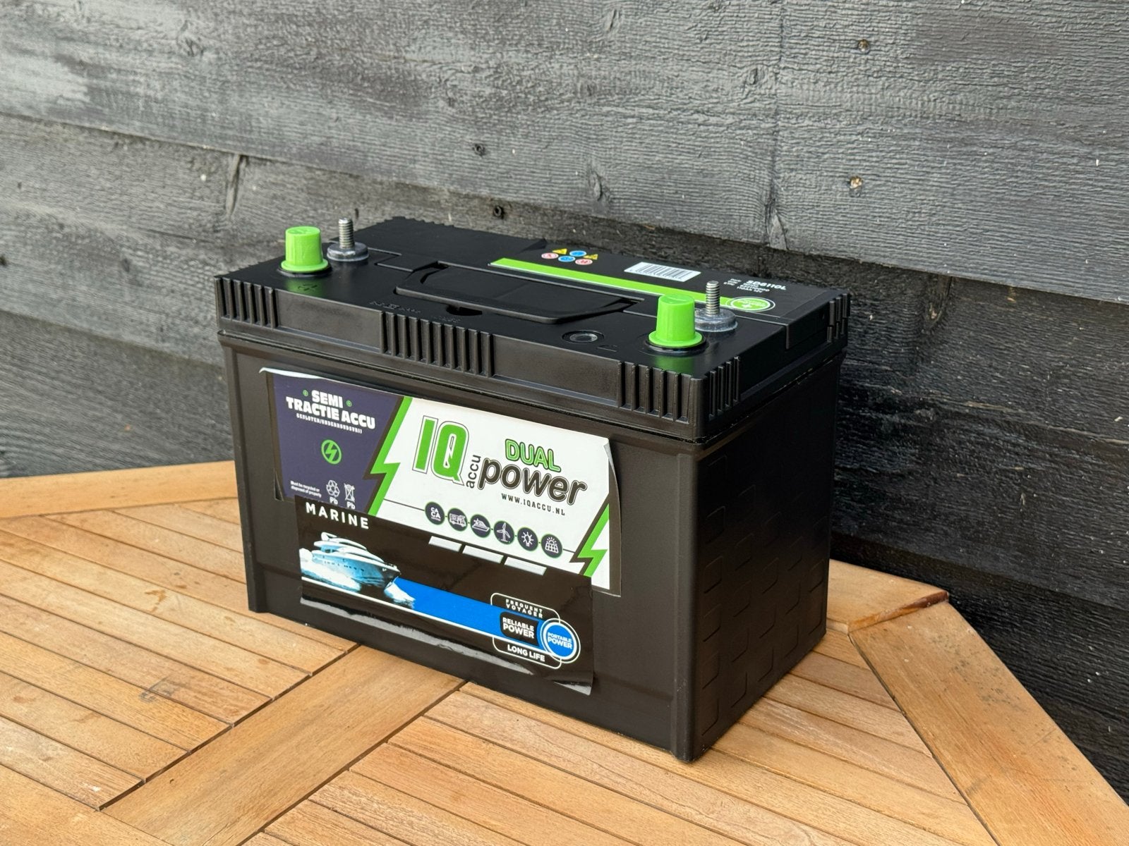 Motorboot, watersport accu semi tractie 12V 110Ah z.g.a.n!, Ophalen, Zo goed als nieuw, Motor en Techniek