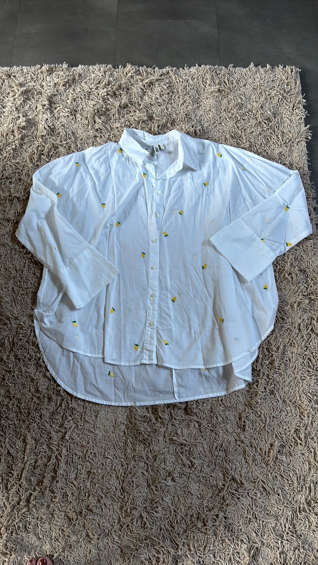 Only witte blouse met geborduurde citroenen – maat S, ., Wit, Ophalen of Verzenden, Zo goed als nieuw