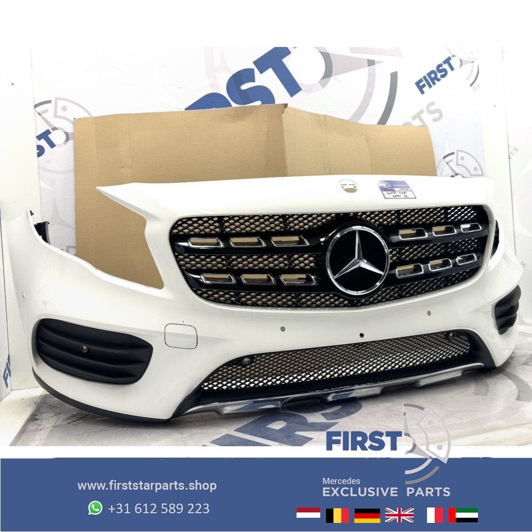 W156 BUMPER GLA FACELIFT AMG X156 VOORBUMPER X156 ZWART WIT, Gebruikt, -, Voor, Ophalen of Verzenden