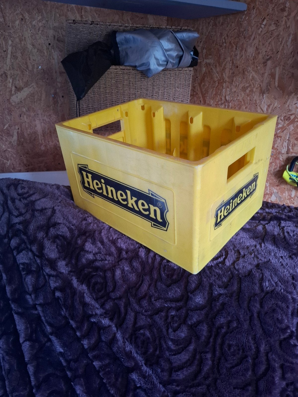 Heineken bierkrat - Geel, Gebruikt, 40 tot 60 cm, 50 tot 75 cm, Minder dan 35 cm