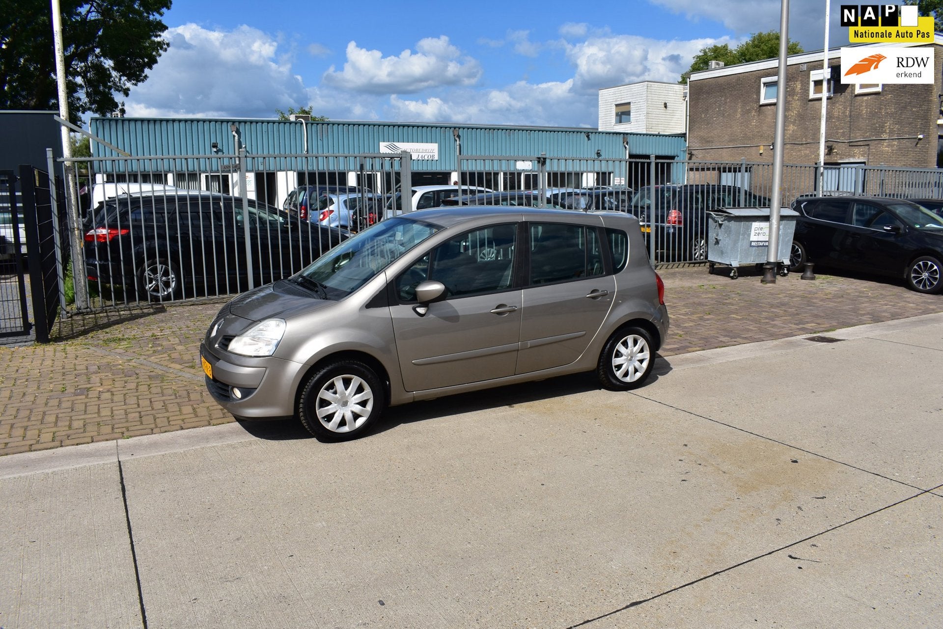 Renault Grand Modus 1.6-16V Dynamique, Auto's, Renault, Bedrijf, Te koop, Grand Modus, ABS, Airbags, Airconditioning, Automatische klimaatregeling