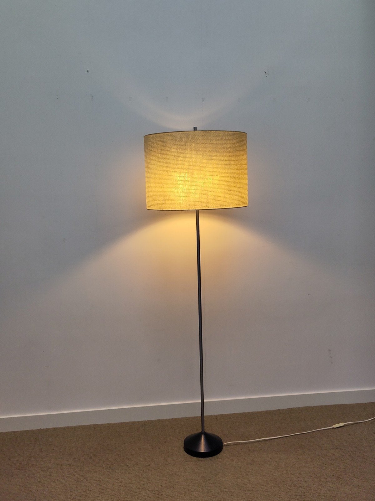 Vintage staande lamp metaal vloerlamp metaal glasvezel, Huis en Inrichting, Lampen | Vloerlampen, Ophalen, Gebruikt, Mid century modern