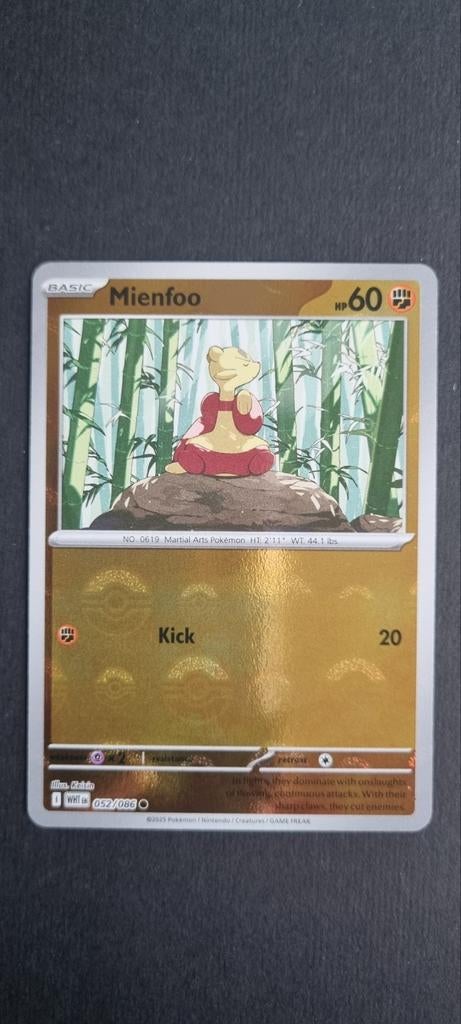 Mienfoo 052/086 White Flare Pokeball Pokemon Kaart, Ophalen of Verzenden, Zo goed als nieuw, Losse kaart, Foil