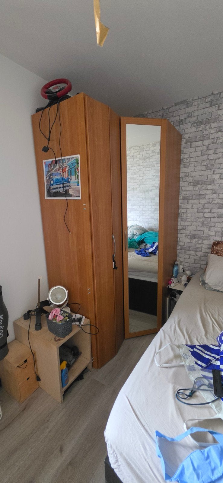kleding hoekast zsm weg, Ophalen, Zo goed als nieuw, Tweepersoons