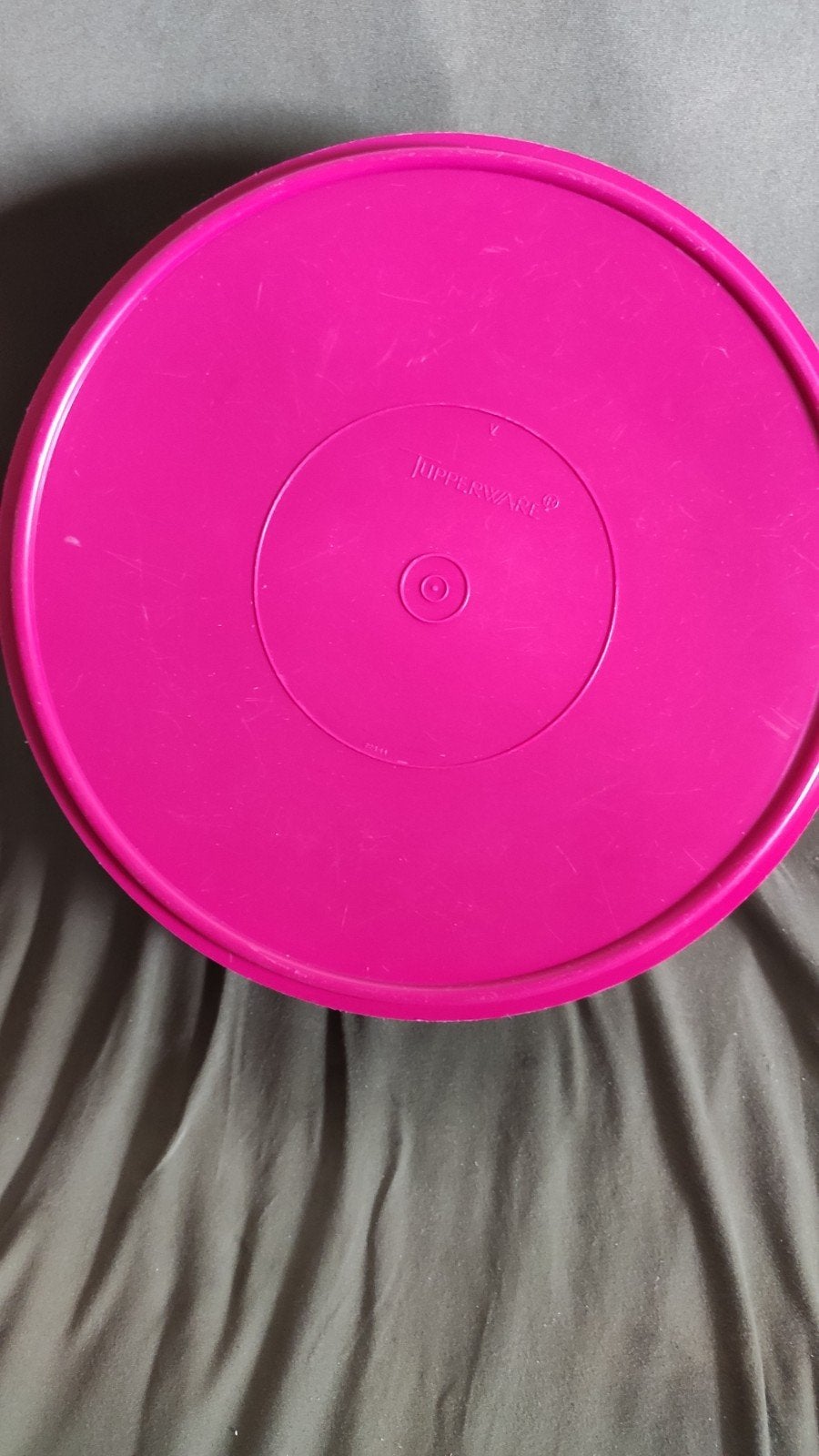 Tupperware kom met roze deksel, Overige typen, Ophalen of Verzenden, Zo goed als nieuw, Overige kleuren