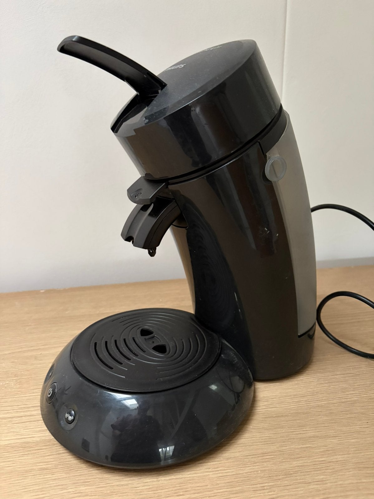 Philips SENSEO koffie apparaat zwart, Witgoed en Apparatuur, Gebruikt, Koffiemachine, Ophalen of Verzenden, Koffiepads en cups
