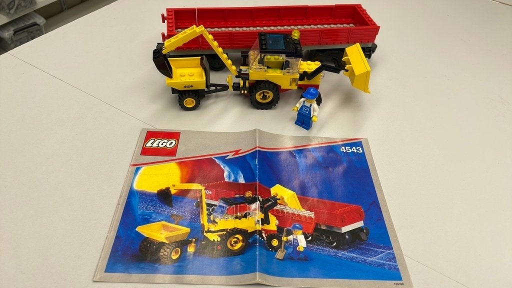 SB1698 lego trein 9v wagon 4543, Ophalen of Verzenden, Zo goed als nieuw