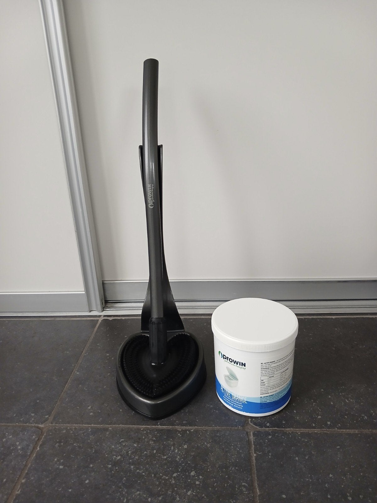 Prowin  toiletborstel incl schoonmaakpoeder, Ophalen of Verzenden, Overige typen