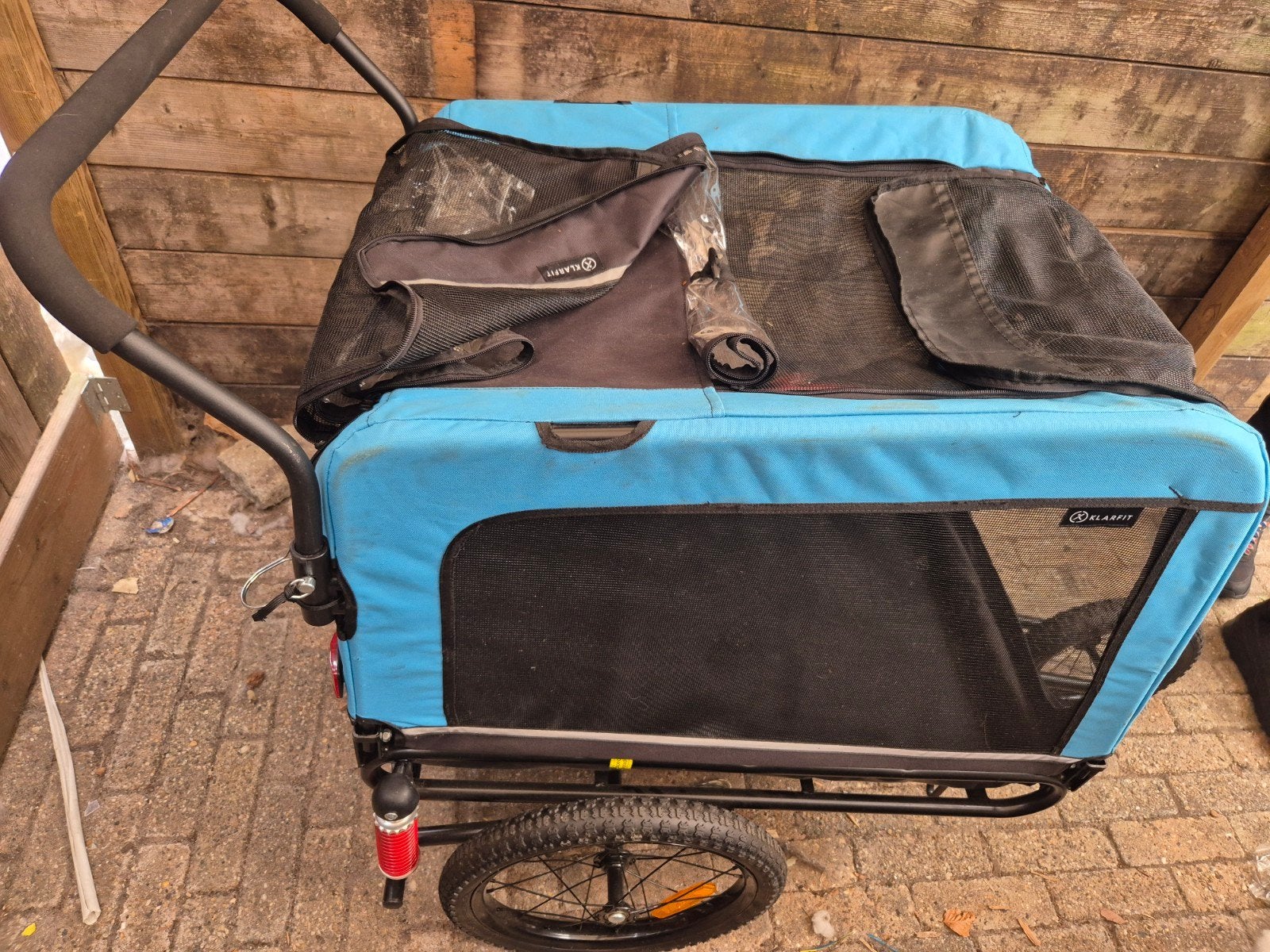 honden wandelwagen, Ophalen