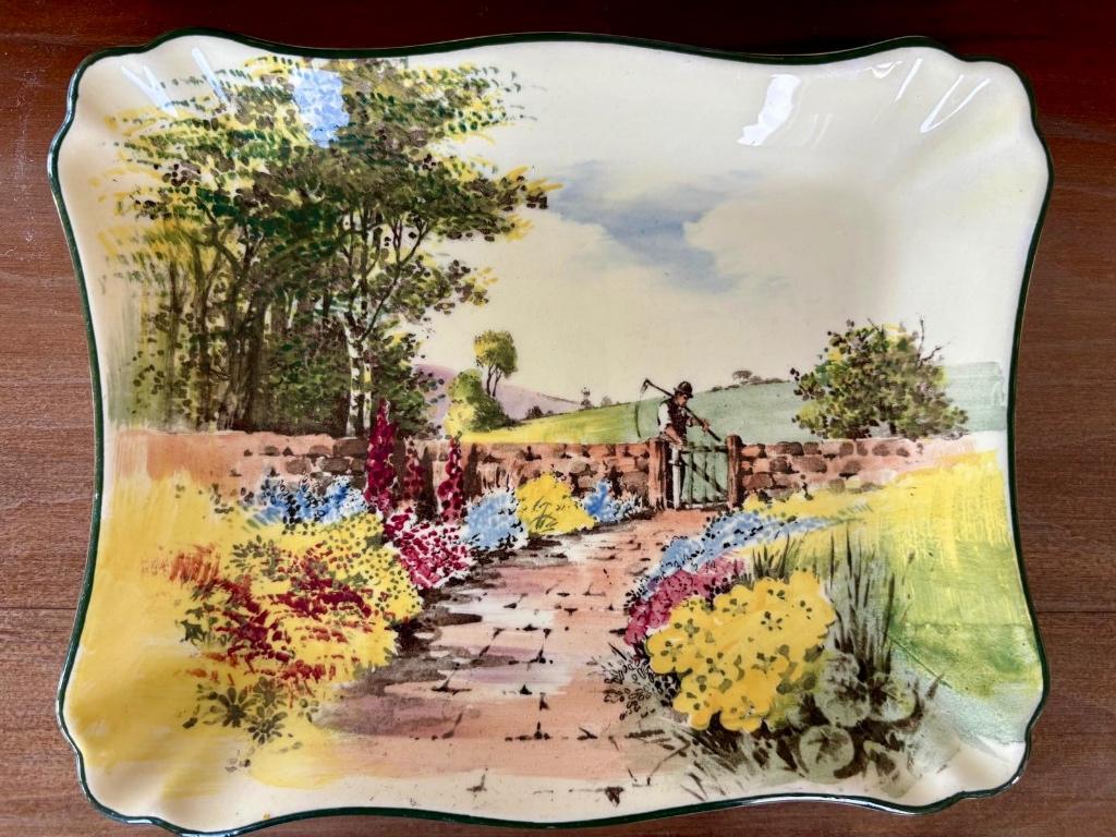 Lieflijk! Kleurige unieke serveerschaal Royal Doulton 7979, Ophalen of Verzenden
