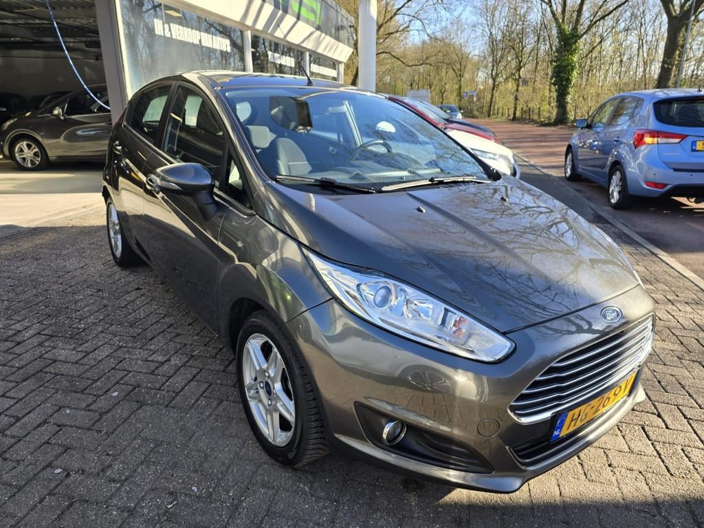 Ford Fiesta 1.0 EcoBoost Titanium | 2E EIGENAAR | 12MND GARA, Voorwielaandrijving, Euro 6, 23 km/l, Handgeschakeld