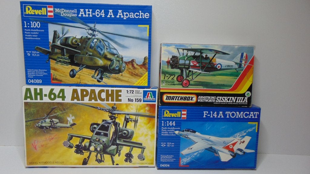 Old stock Apache helikopters, vliegtuig ,Revell / Matchbox, 1:72 tot 1:144, Nieuw, Ophalen of Verzenden, Revell