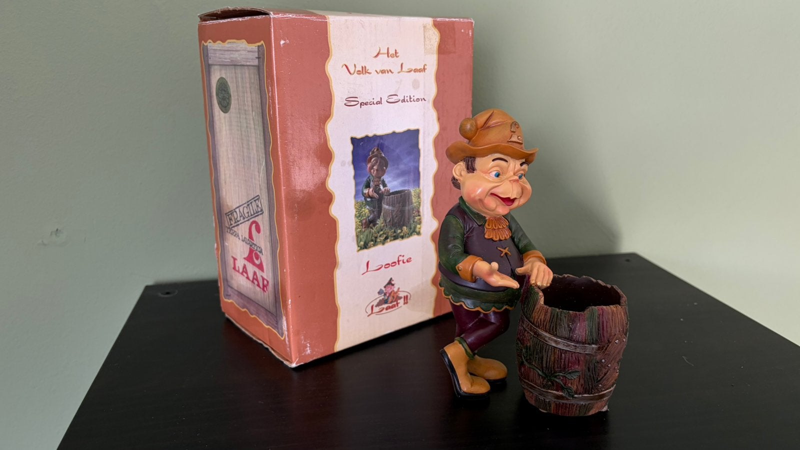Volk van Laaf Efteling Special Edition Beeldje Loofie, Verzamelen, Efteling, Ophalen of Verzenden, Zo goed als nieuw, Beeldje of Poppetje