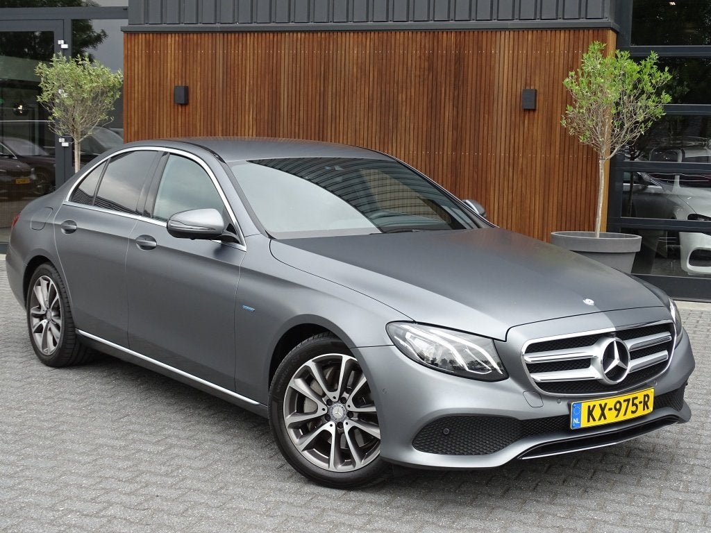 Mercedes-Benz E-Klasse 350 e 286PK / AMG Pakket / *NAP*, Auto's, Automaat, Gebruikt, Euro 6, 4 cilinders