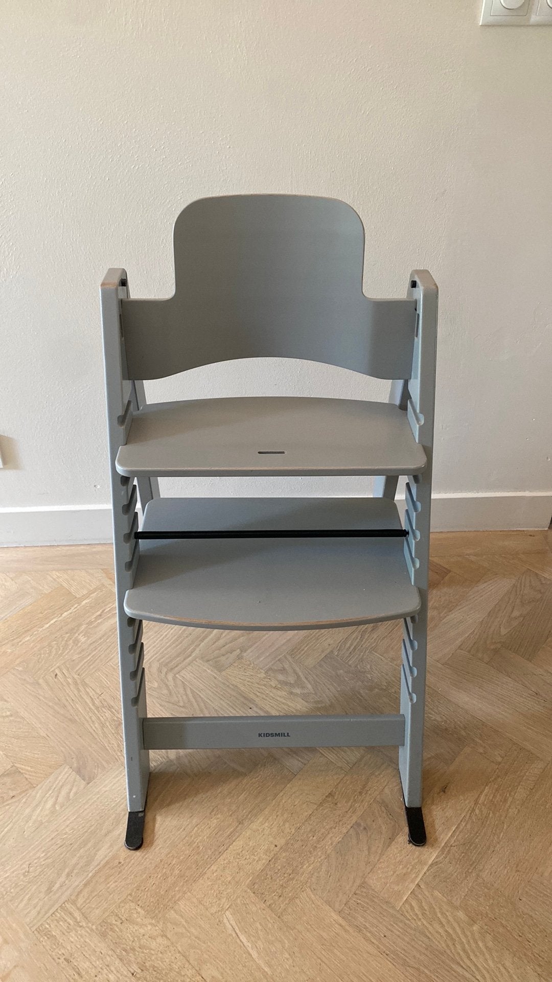 Kidsmill Up! Kinderstoel incl babyset + eetblad + traytop, Kinderen en Baby's, Kinderstoelen, Ophalen, Gebruikt, Meegroeistoel