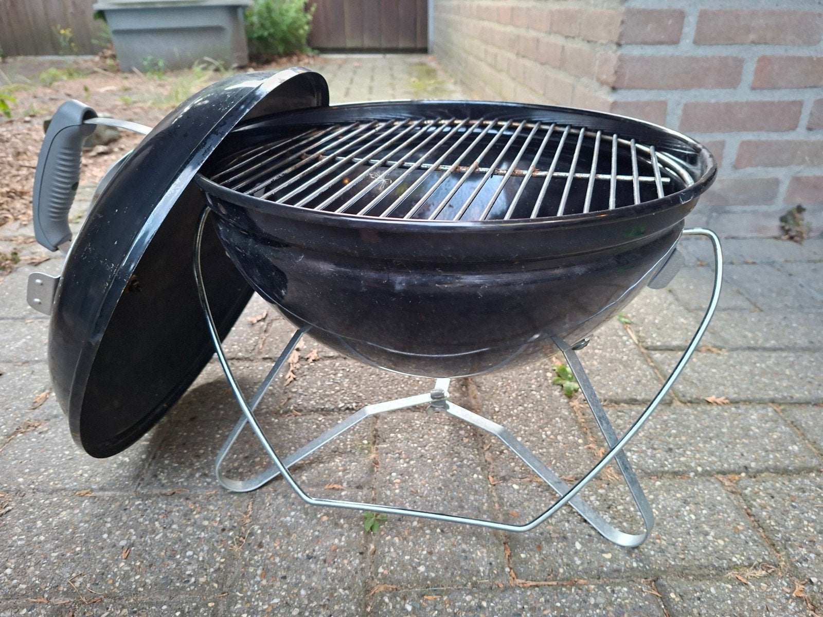 Kleine weber barbecue, Ophalen, Zo goed als nieuw, Weber