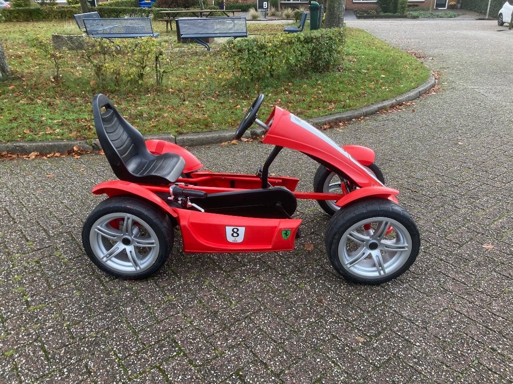 Skelter Ferrari FXX Exclusive (nieuwprijs Eur 1.699,-), Ophalen, Zo goed als nieuw, Berg, Vrijloopautomaat