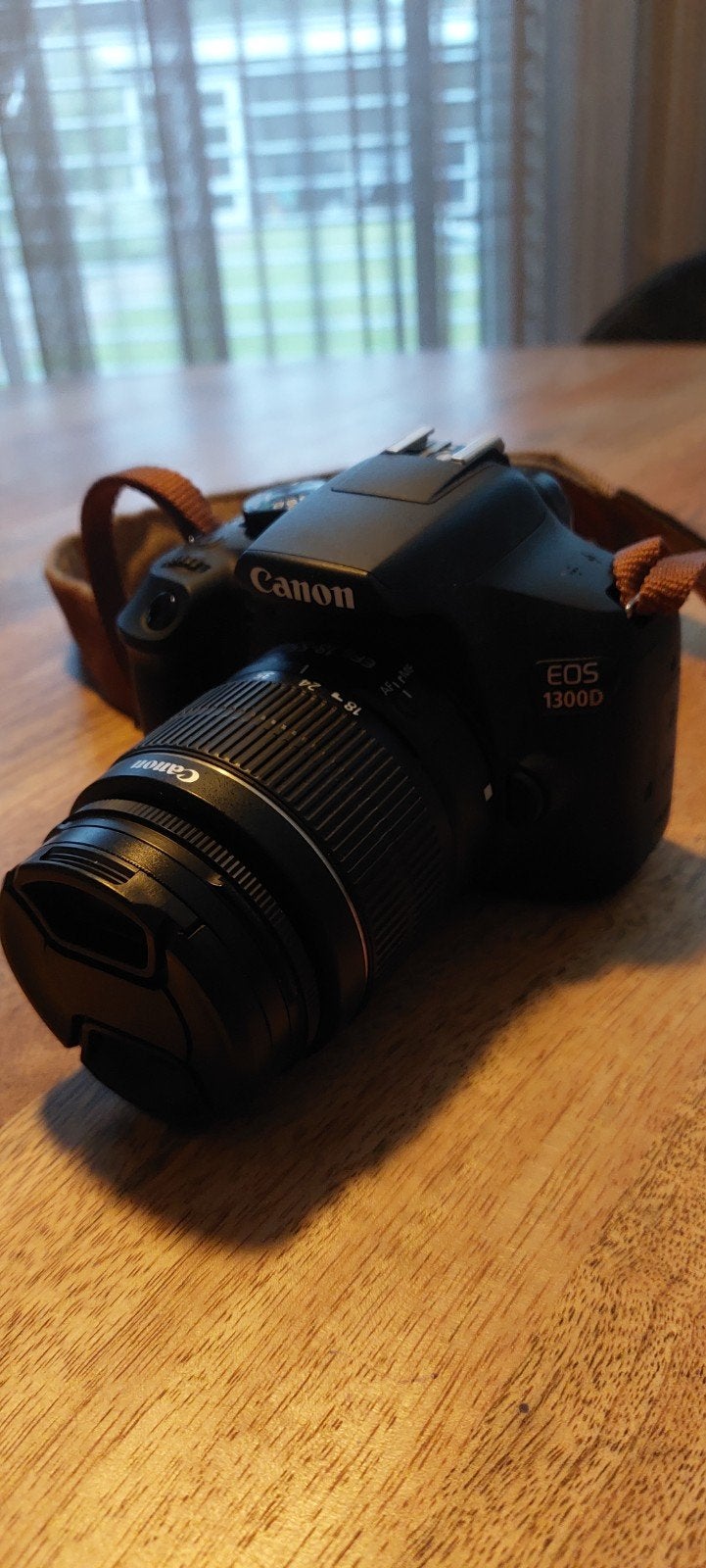 Canon EOS1300D, Canon, 8 keer of meer, Cameratas, Ophalen