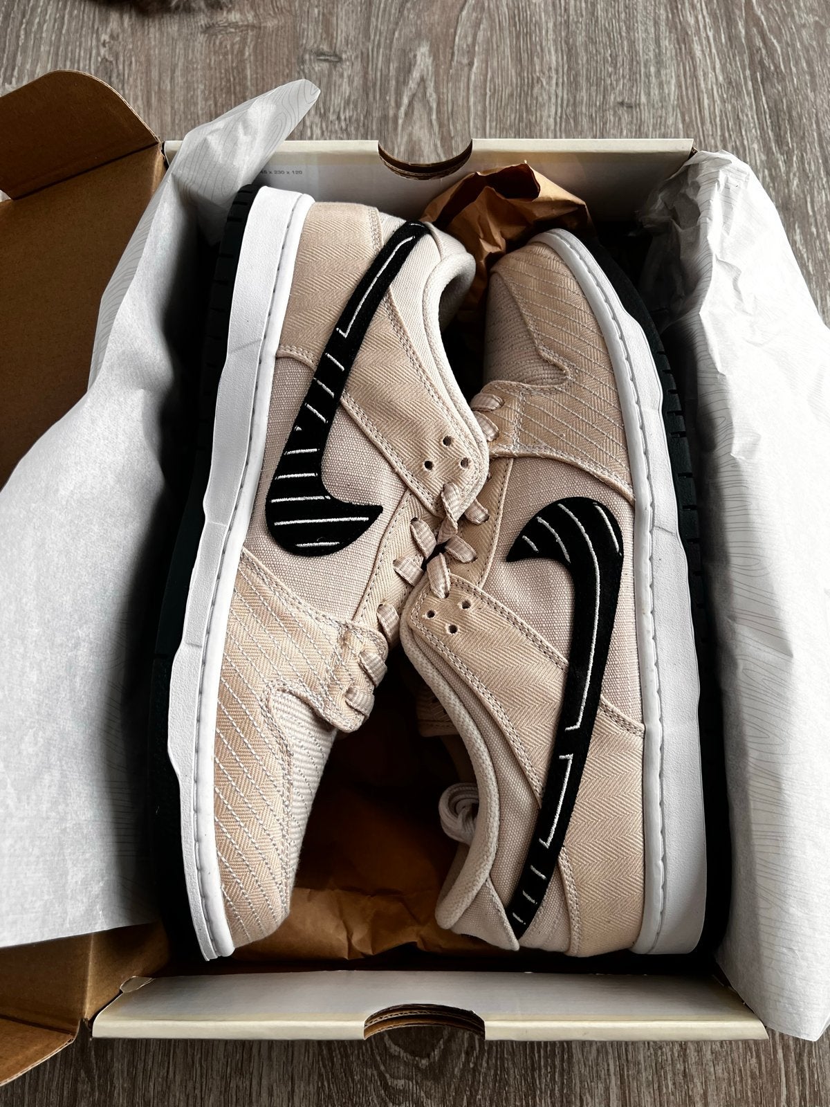 Nike SB Dunk Low Albino & Preto - Maat 47.5, Ophalen of Verzenden, Nieuw, Overige kleuren, Sneakers of Gympen
