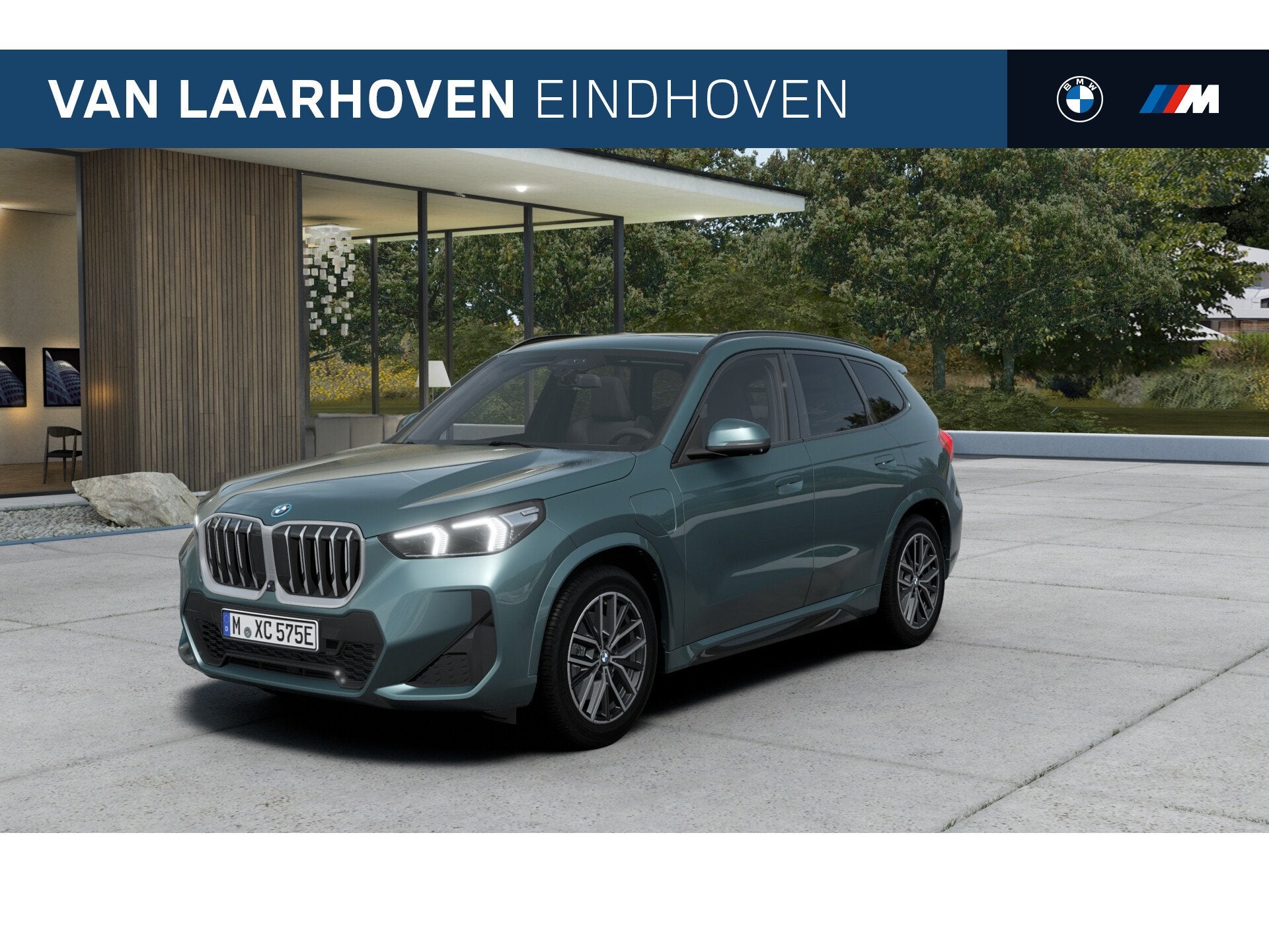 BMW X1 xDrive25e M Sport Automaat / Panoramadak / Trekhaak /