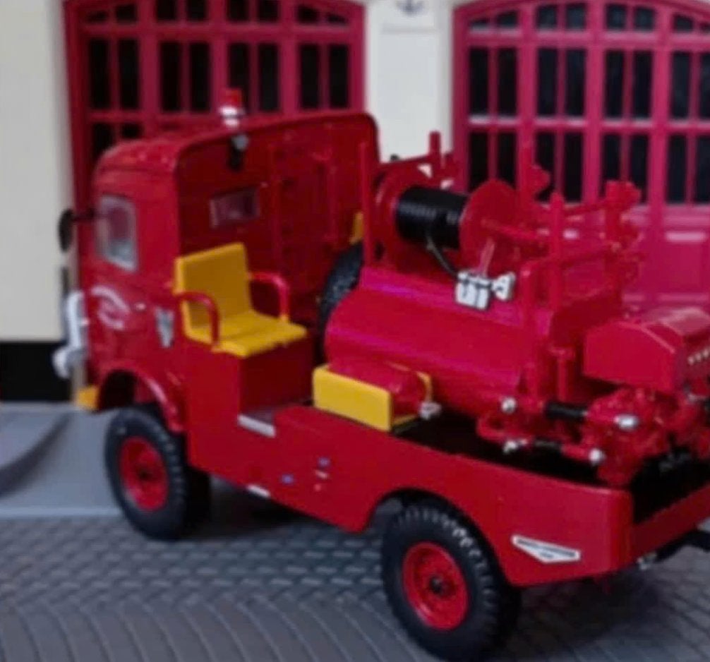 Renault R2240 4x4 CCFM Maheu Labrosse brandweer 1/43 # 22