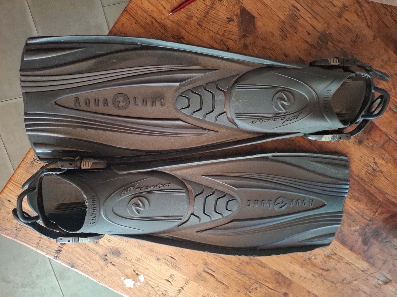 Aqua Lung duikvinnen Zwart Maat XL - Zo goed als nieuw, Ophalen, Zo goed als nieuw, Zwem- of Duikvliezen