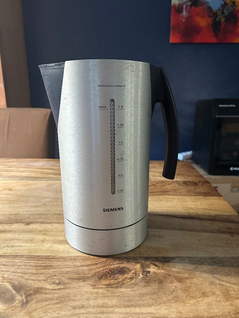 Waterkoker Siemens Porsche design, 1 tot 2 liter, Ophalen of Verzenden, Gebruikt, Draadloos