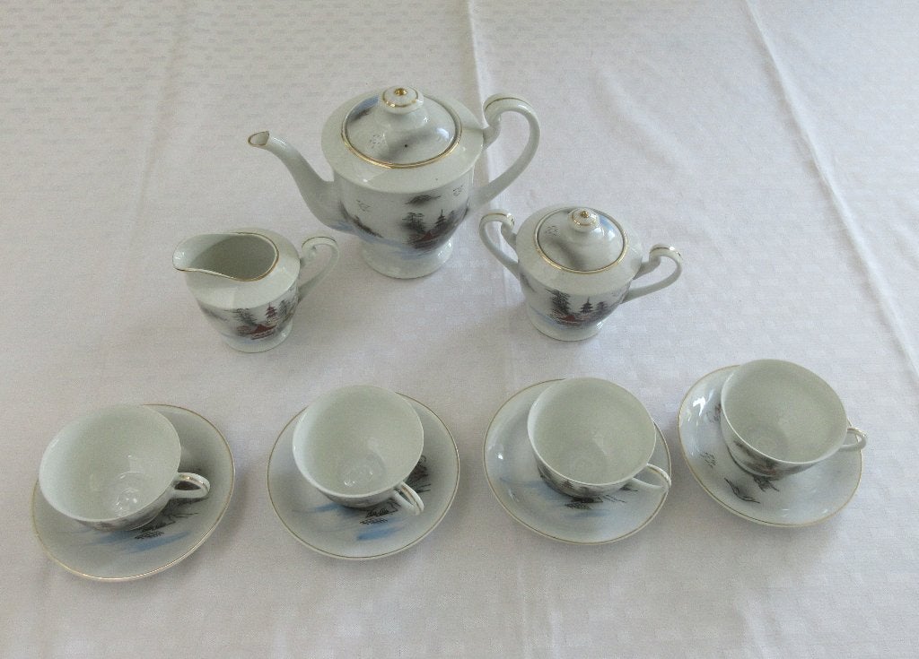 Japans theeservies Met Geisha afbeelding, Antiek en Kunst, Antiek | Servies compleet, Ophalen of Verzenden