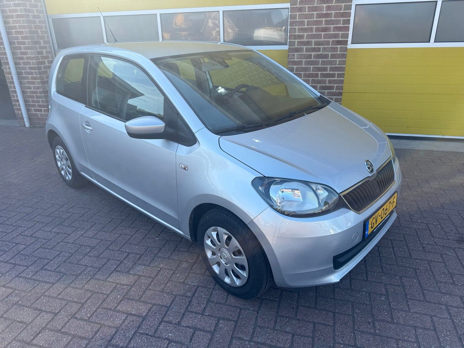 Skoda Citigo 1.0 T 44KW 2012 Grijs, Auto's, Skoda, Voorwielaandrijving, Stof, 4 stoelen, Bedrijf