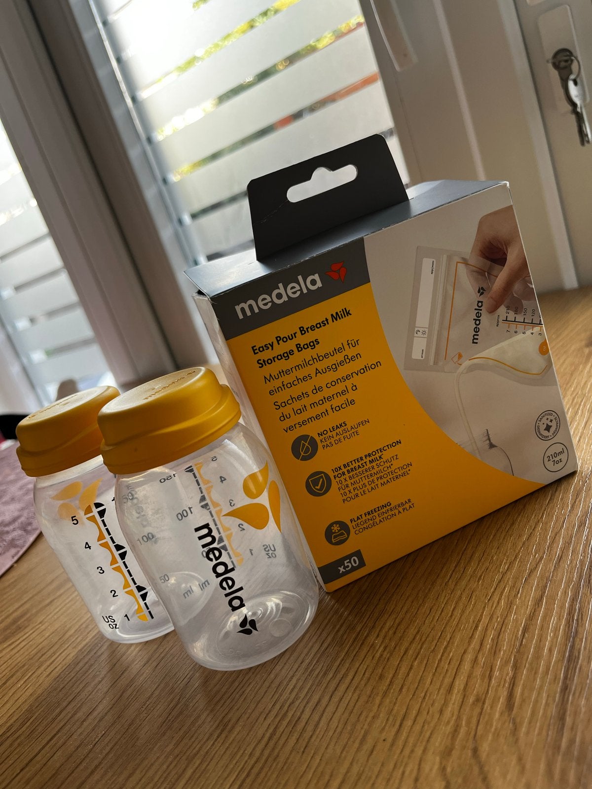 Medela Easy Pour Moedermelk Bewaarzakjes en Flessen, Medela, Bewaarbakje, Nieuw, Ophalen of Verzenden