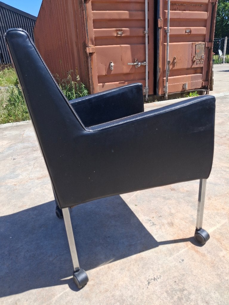 Lederen eetkamerstoelen verrijdbaar 8 stuks, Ophalen, Gebruikt, Zwart, Vijf, Zes of meer stoelen