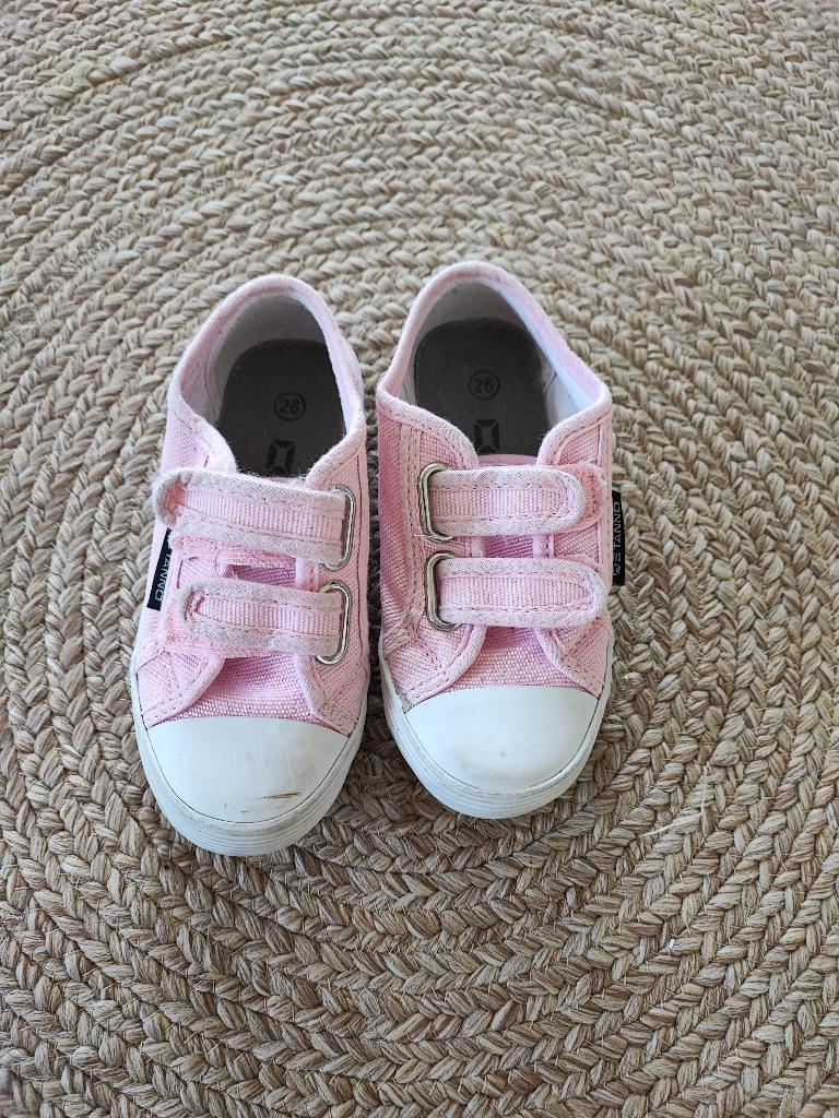 roze gymschoenen van stanno, maat 26, Kinderen en Baby's, Kinderkleding | Schoenen en Sokken, Gebruikt, Meisje, Sportschoenen
