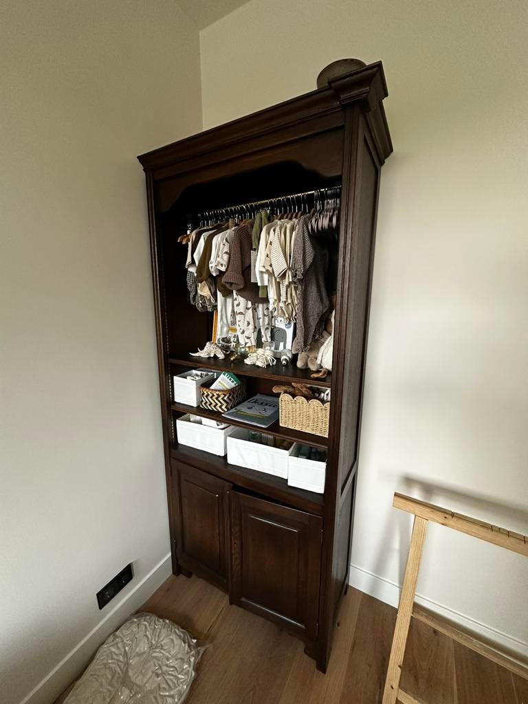 Gezocht Kast Castle Furniture, Ophalen, Met plank(en), 50 tot 100 cm, Zo goed als nieuw