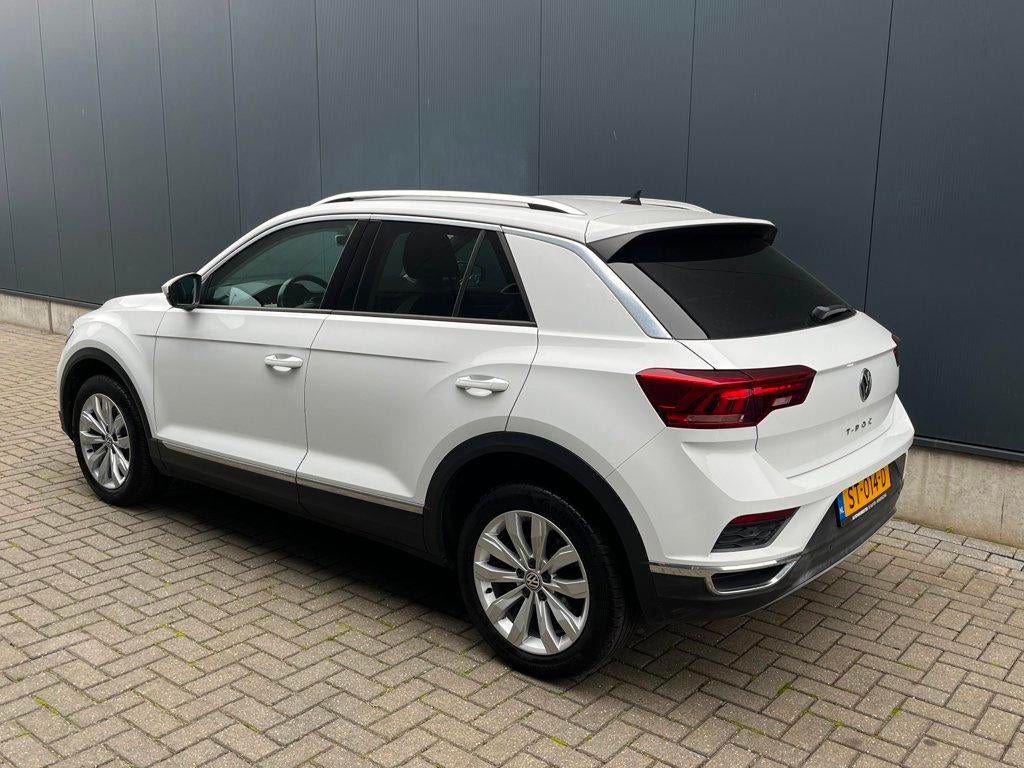 Volkswagen T-Roc 1.5 TSI Sport*NL-AUTO*DSG*TREKHAAK*, Euro 6, 4 cilinders, 150 pk, Wit